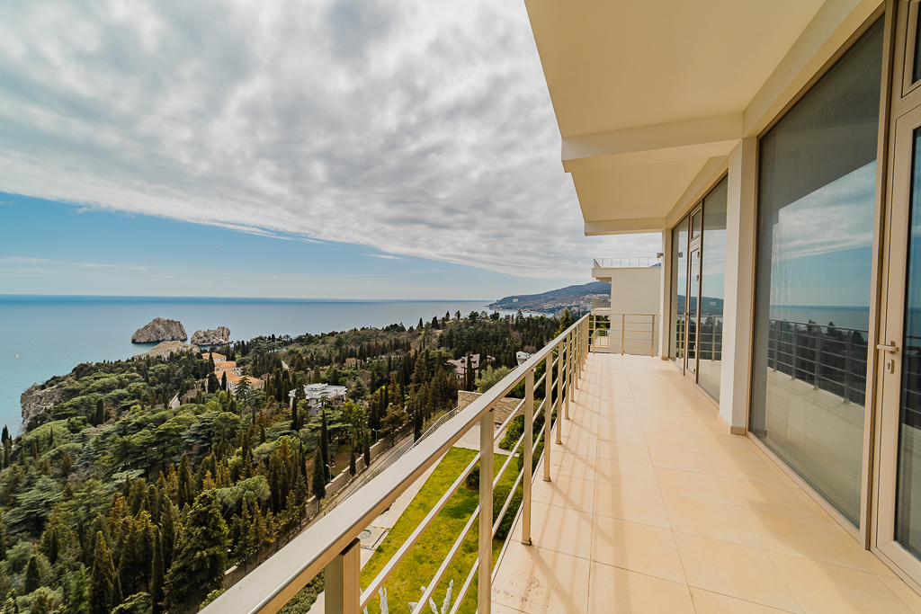 Gurzuf Villas 20220407-116