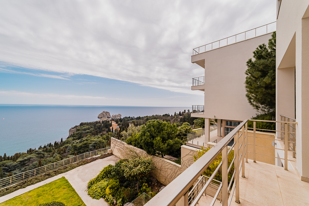 Gurzuf Villas 20220407-131